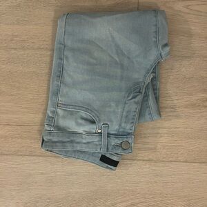 Score a Whole Bundle of Jeans for Less Than One New Pair